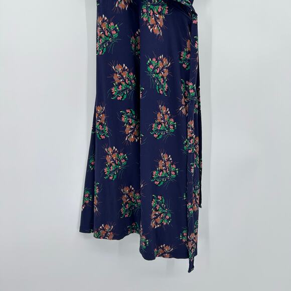 Boden True Full Wrap Midi Dress in Navy Floral Print Lightweight Womens Size 6P - Picture 5 of 13